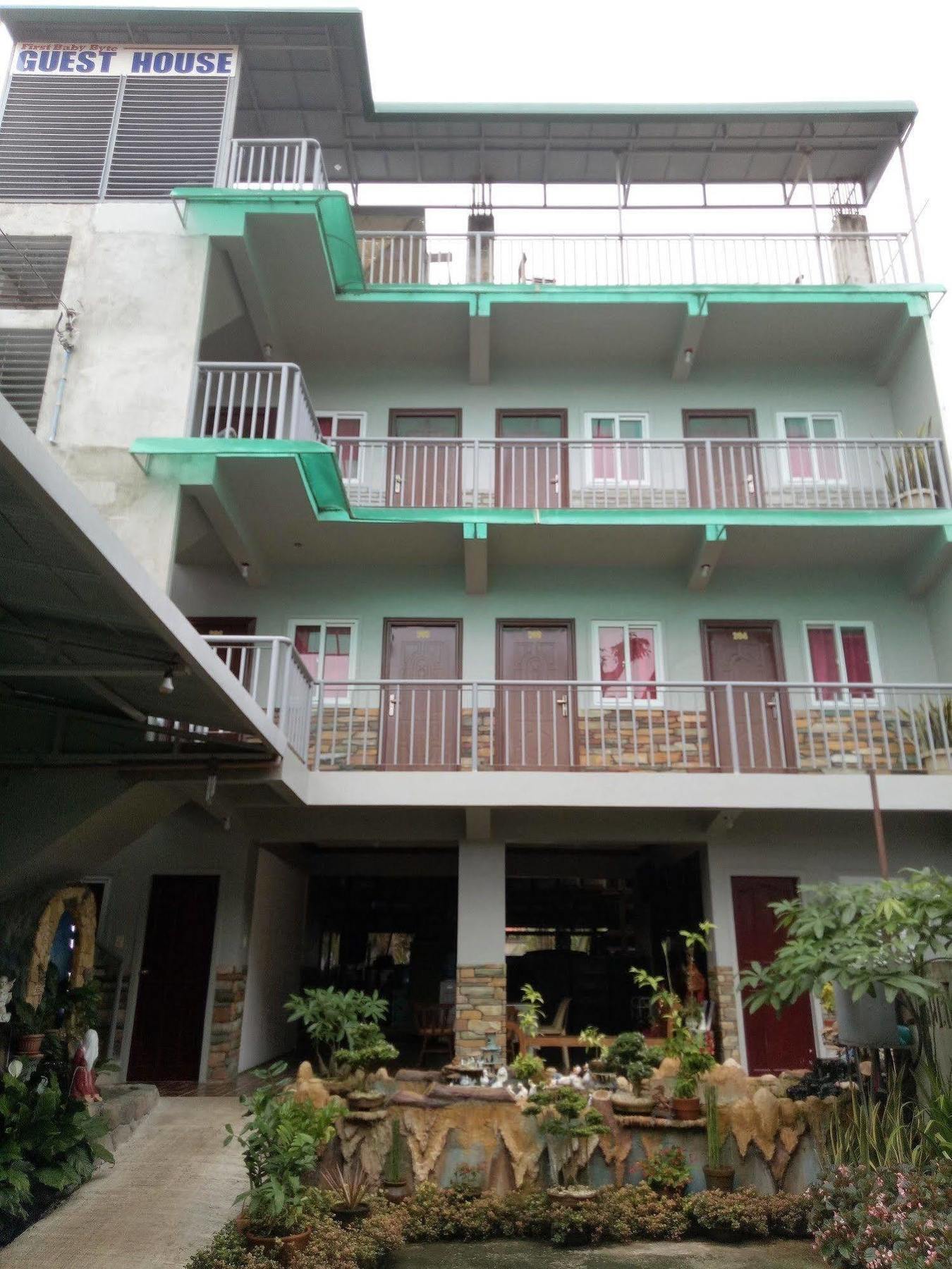 First Baby Bytes Guest House Lazi Exterior photo